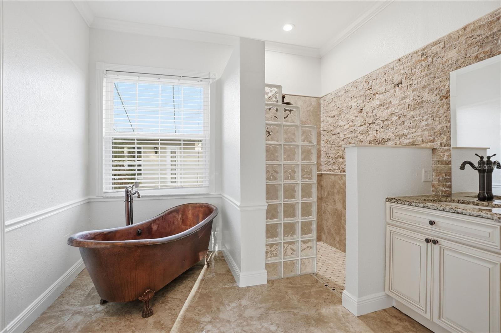 SILVERTHORN PH 1 - Residential