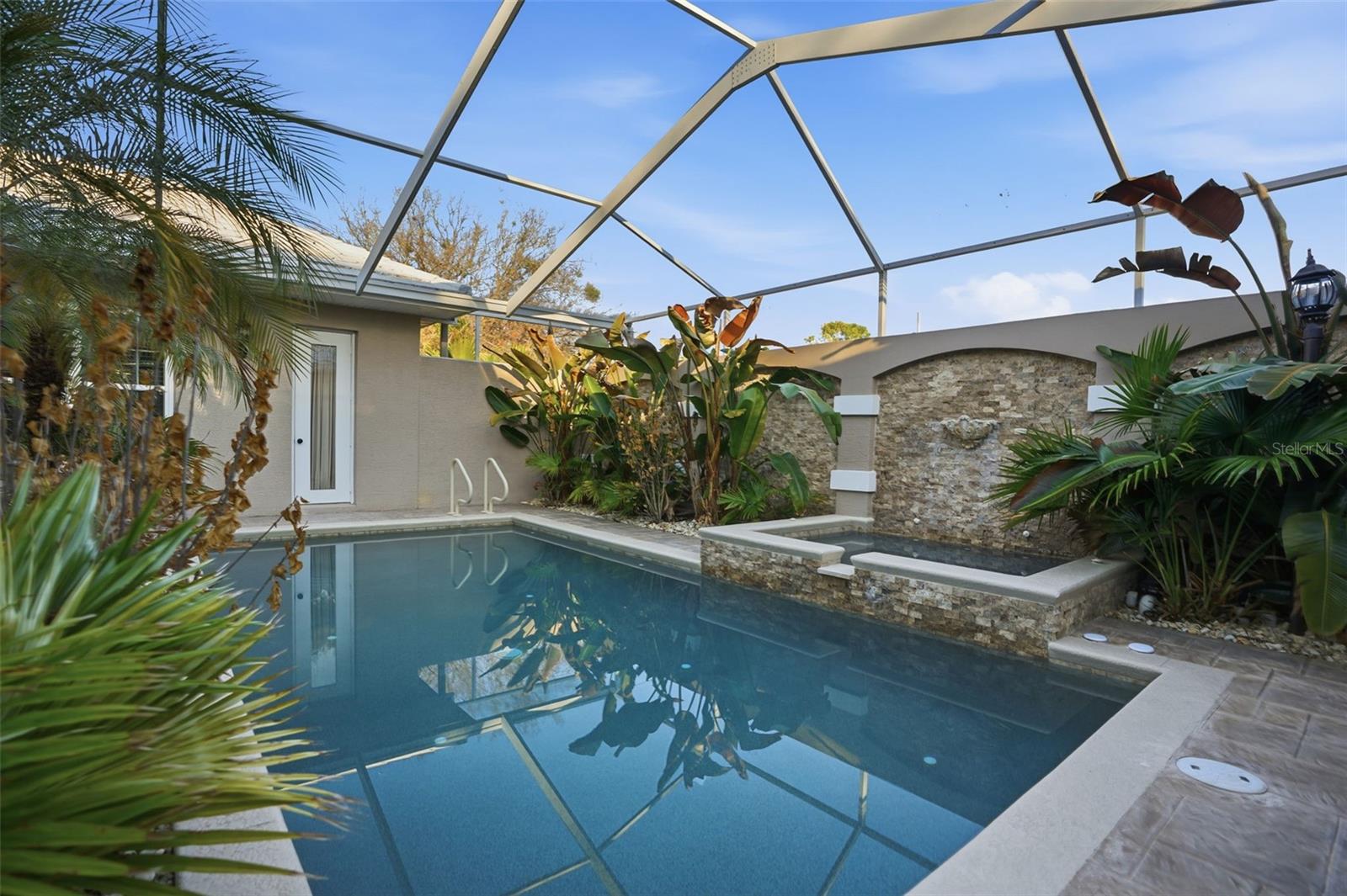 SILVERTHORN PH 1 - Residential