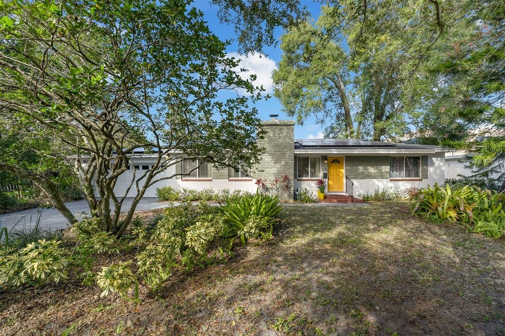 Photo of 1201 Nottingham Street, Orlando, FL 32803 (MLS # O6377220)