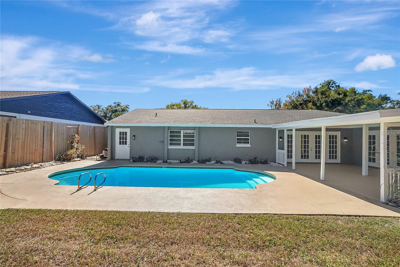 ROLLING MEADOWS - Residential