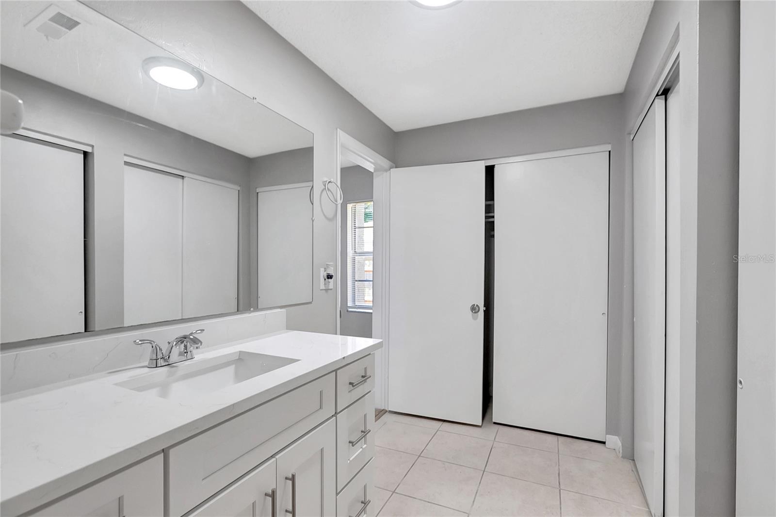 ROLLING MEADOWS - Residential