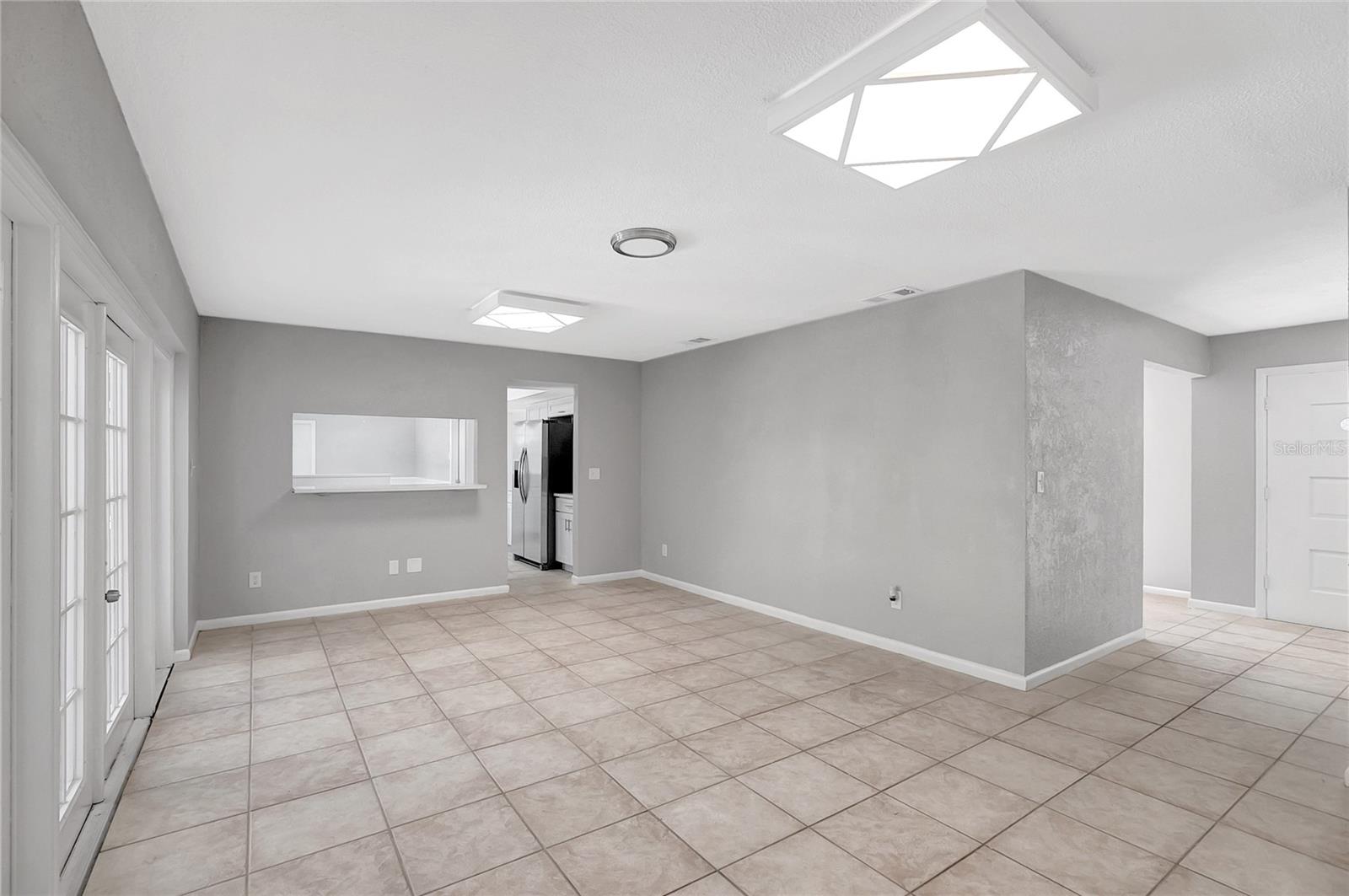 ROLLING MEADOWS - Residential