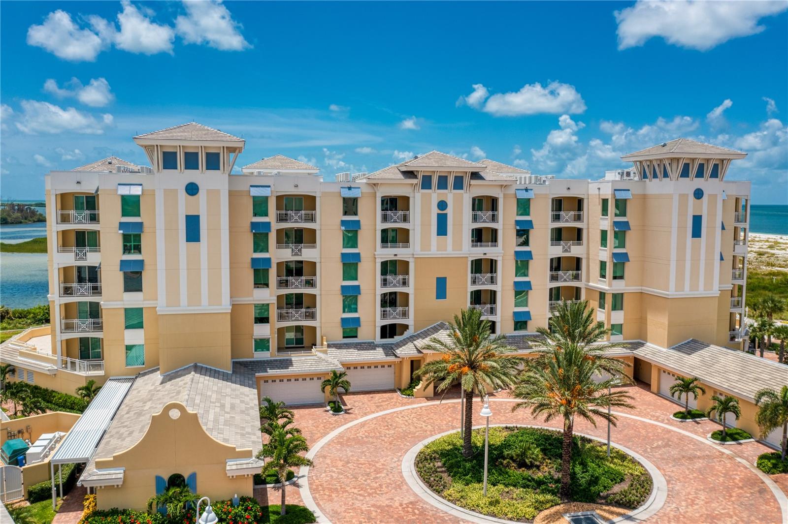SUNSET POINTE AT COLLANY KEY III CONDO - Residential