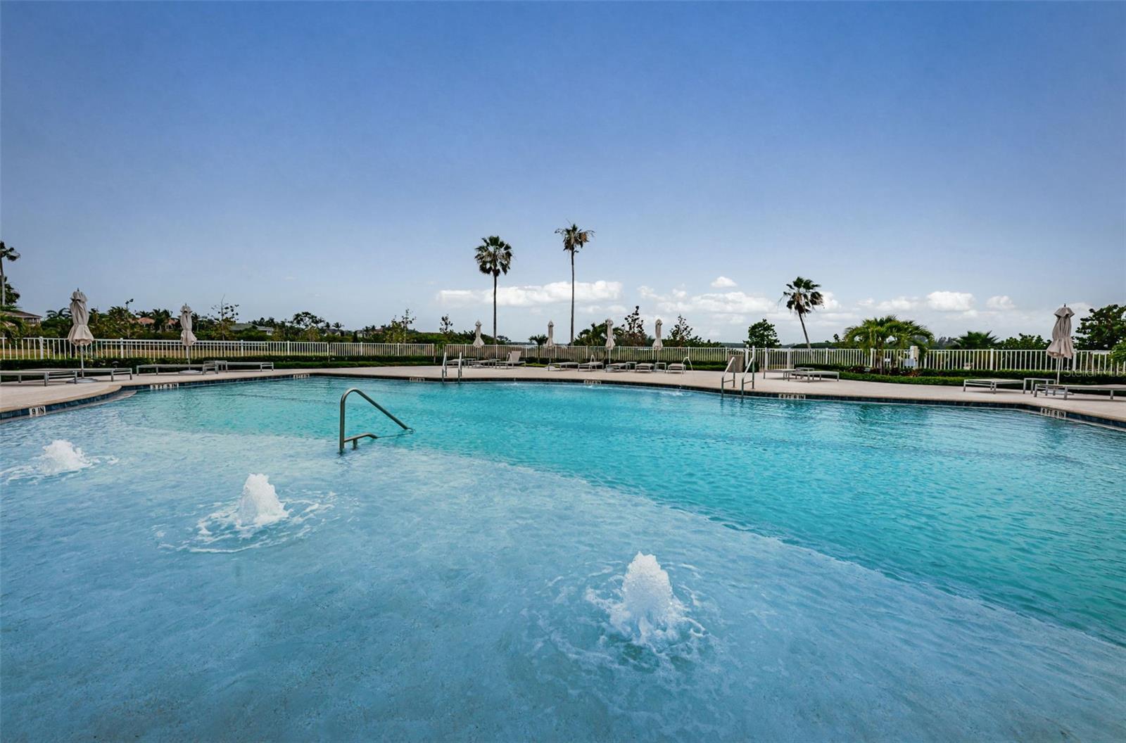 SUNSET POINTE AT COLLANY KEY III CONDO - Residential