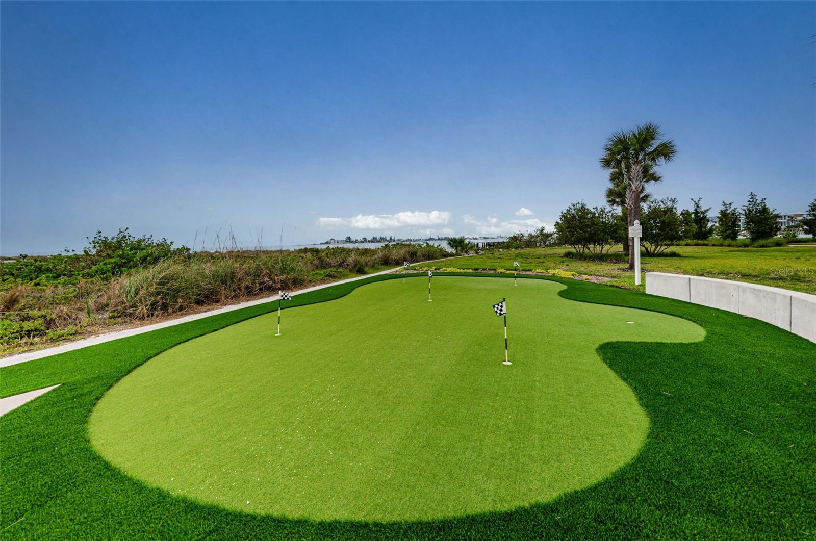 SUNSET POINTE AT COLLANY KEY III CONDO - Residential