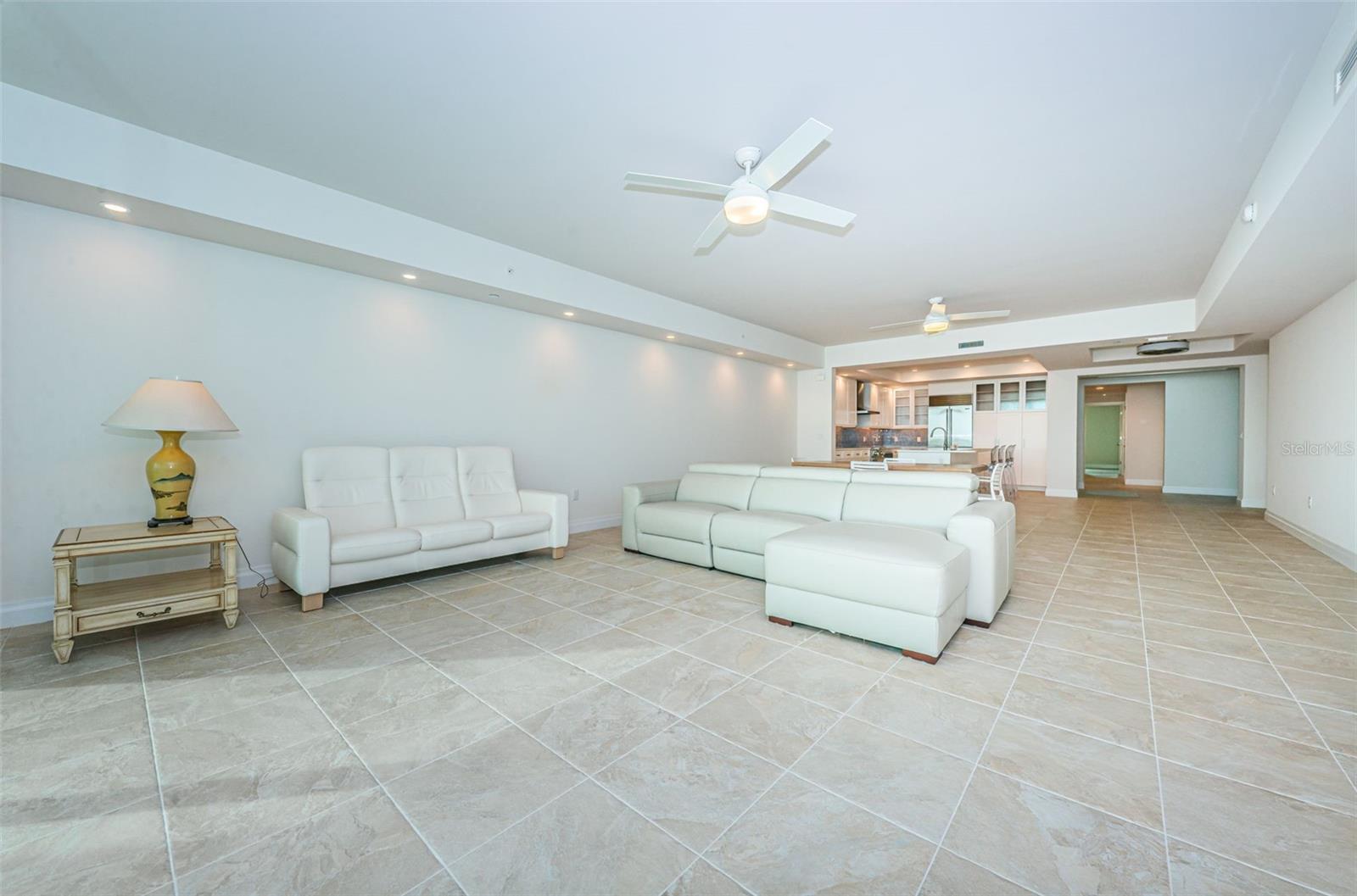 SUNSET POINTE AT COLLANY KEY III CONDO - Residential