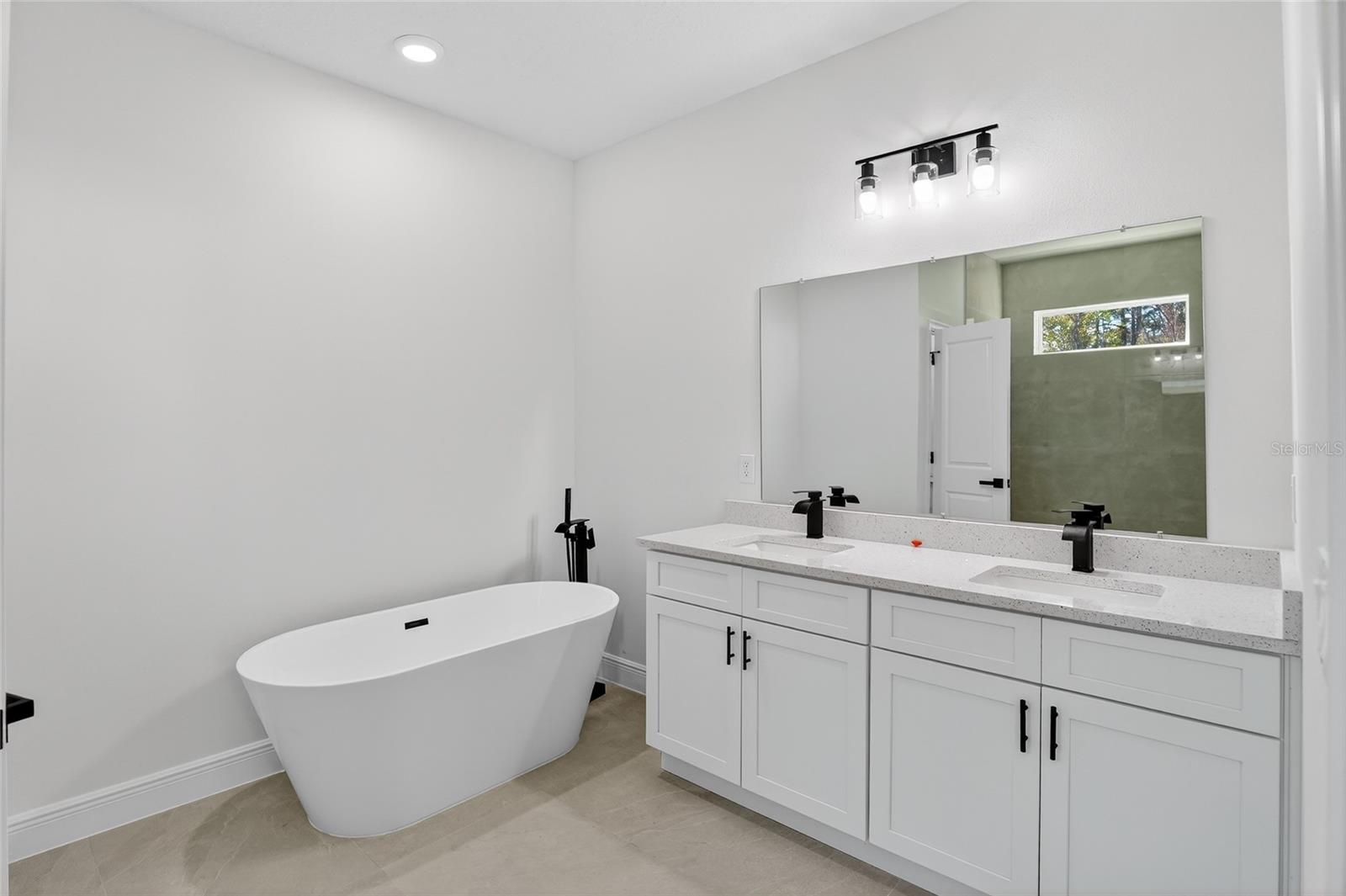 CITRUS SPGS UNIT 11 - Residential