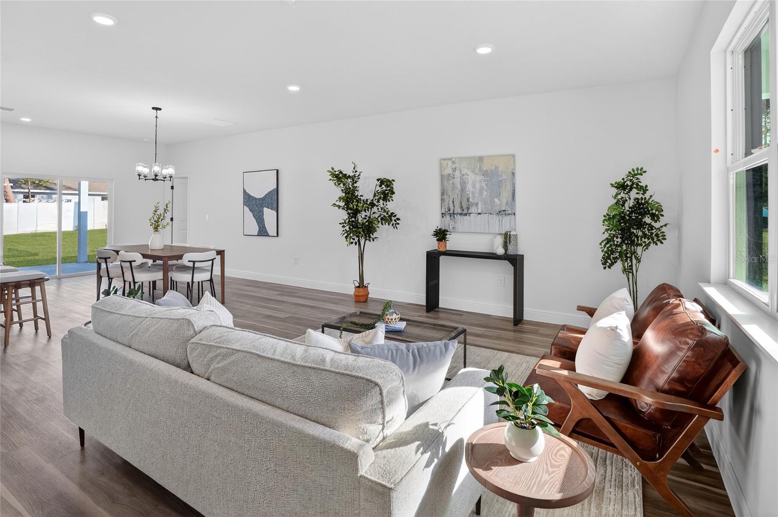 CITRUS SPGS UNIT 11 - Residential