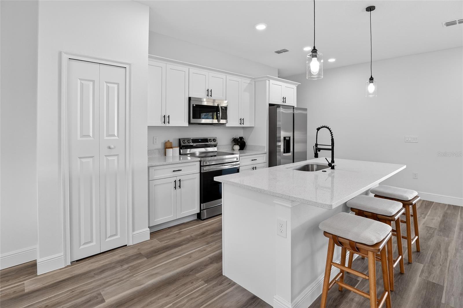 CITRUS SPGS UNIT 11 - Residential