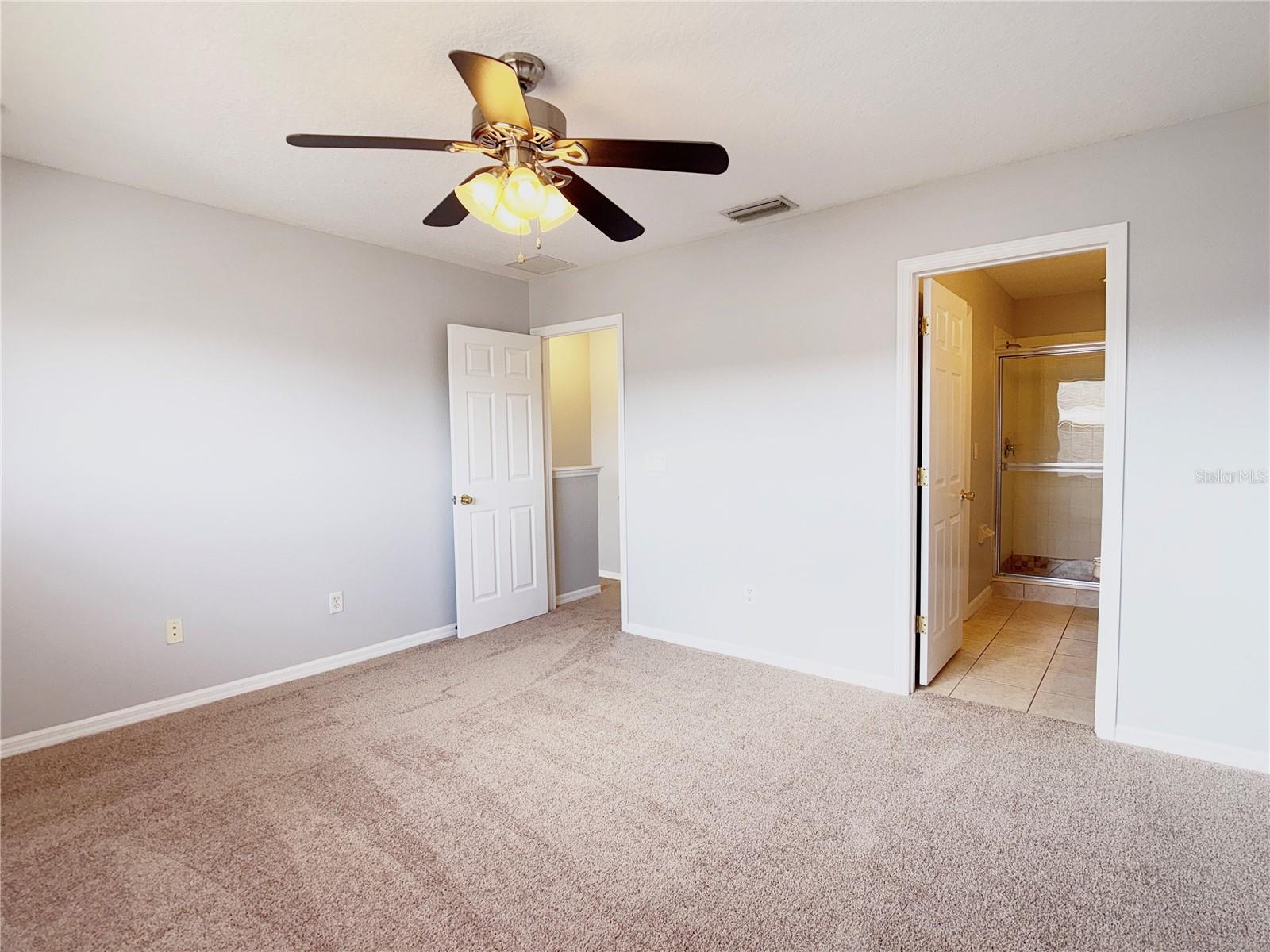 SIGNATURE LAKES - PARCEL 1C - Residential Lease