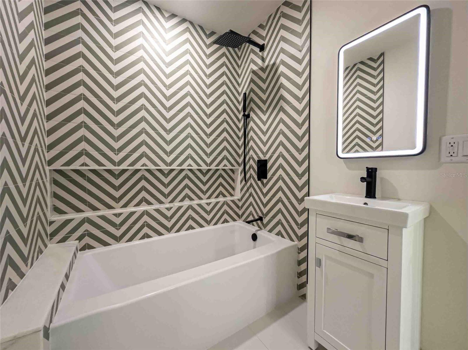 LAKE JOYCE ADD - Residential