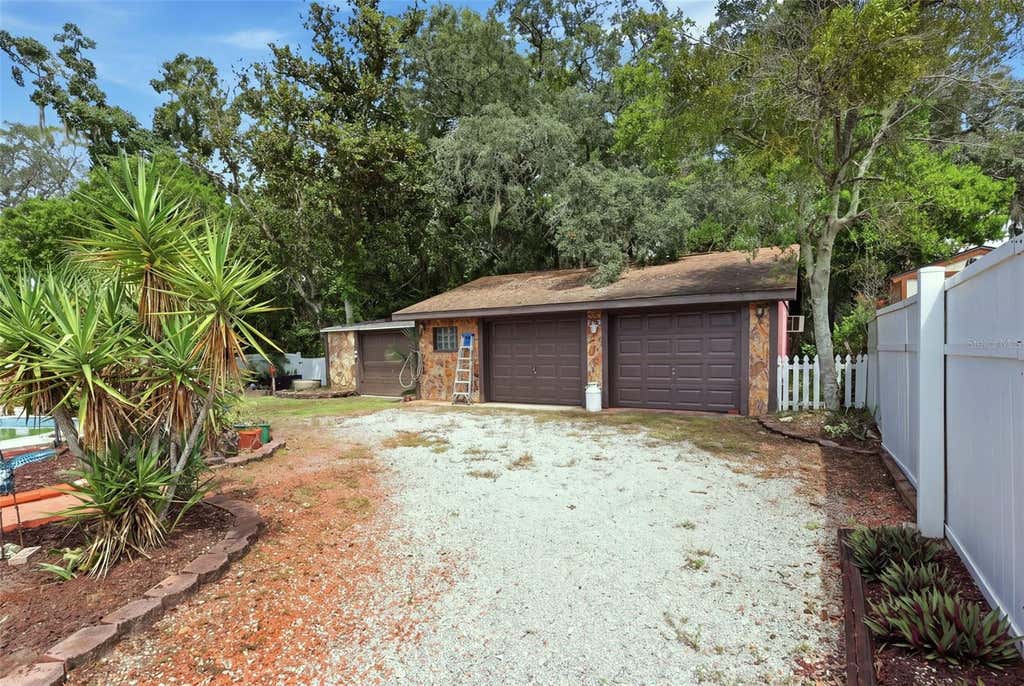 Photo of 324 Riviera Drive, Debary, FL 32713 (MLS # G5116913)