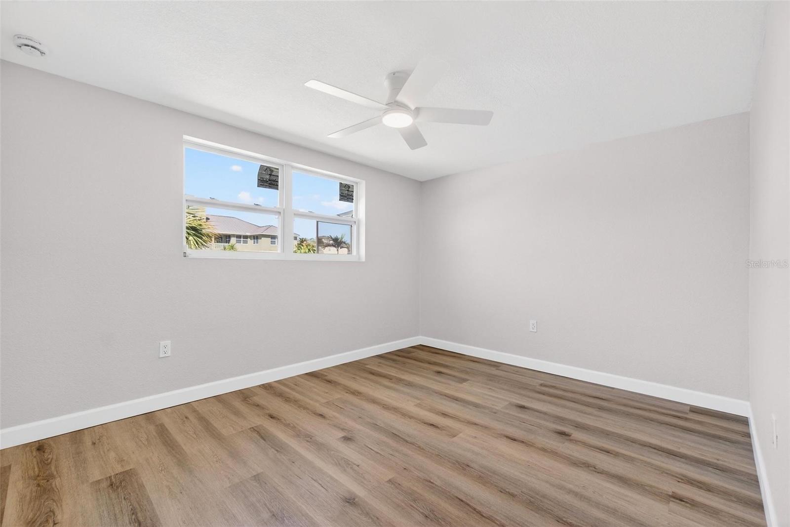 FLOR A MAR - Residential