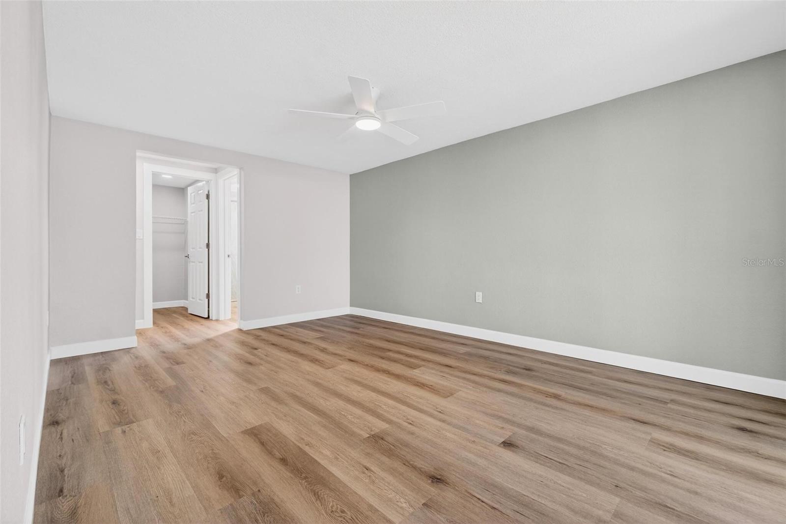 FLOR A MAR - Residential