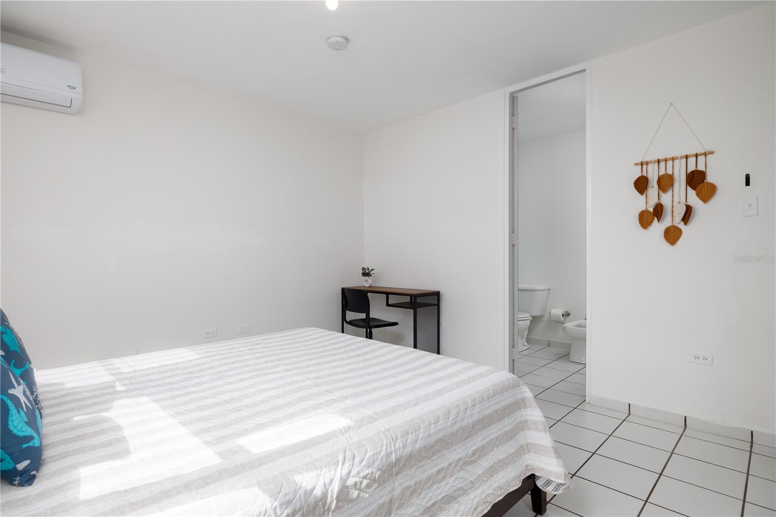 CONDOMINIO COSTA ESMERALDA - Residential