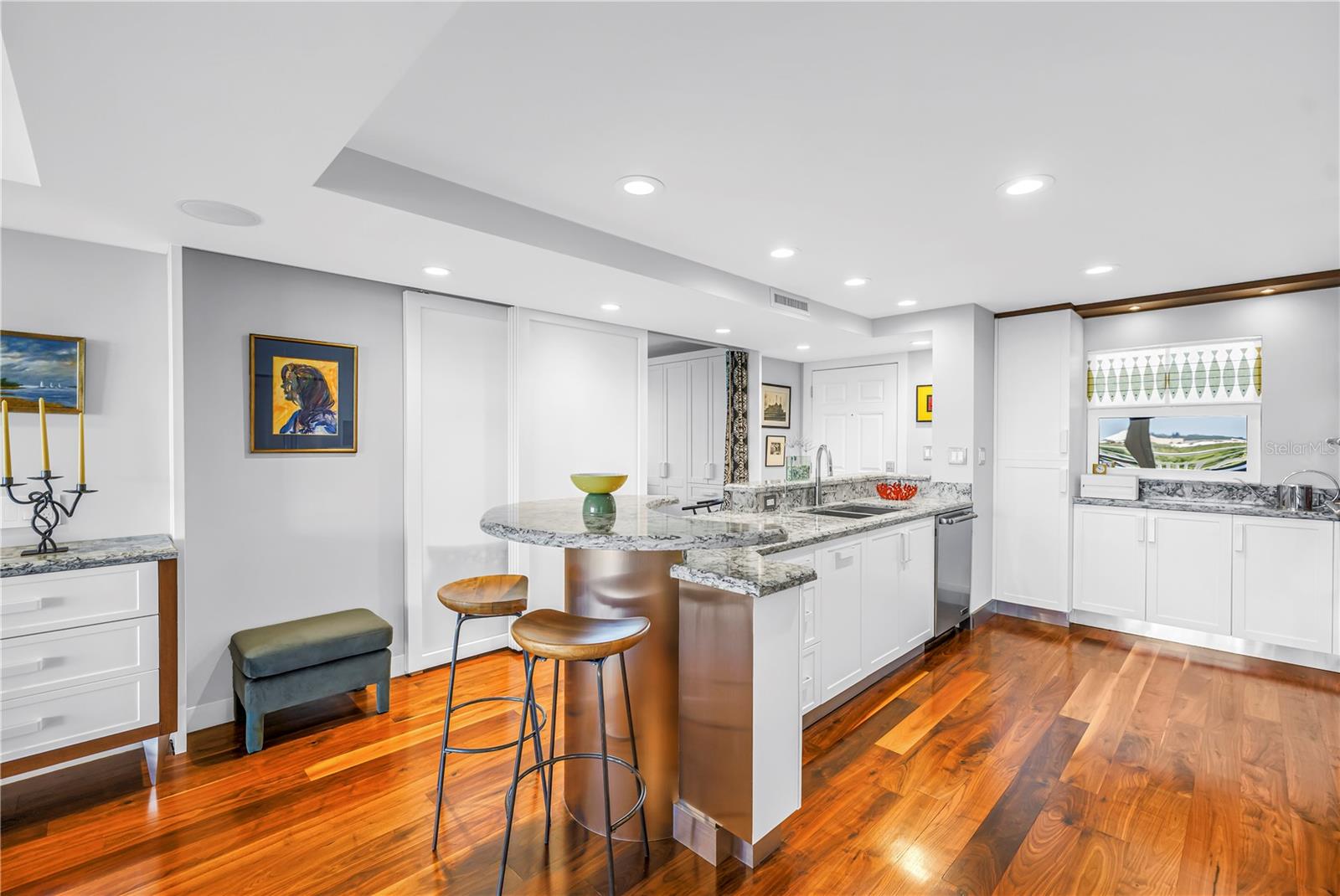 HARBOUR HILL CONDO - Residential