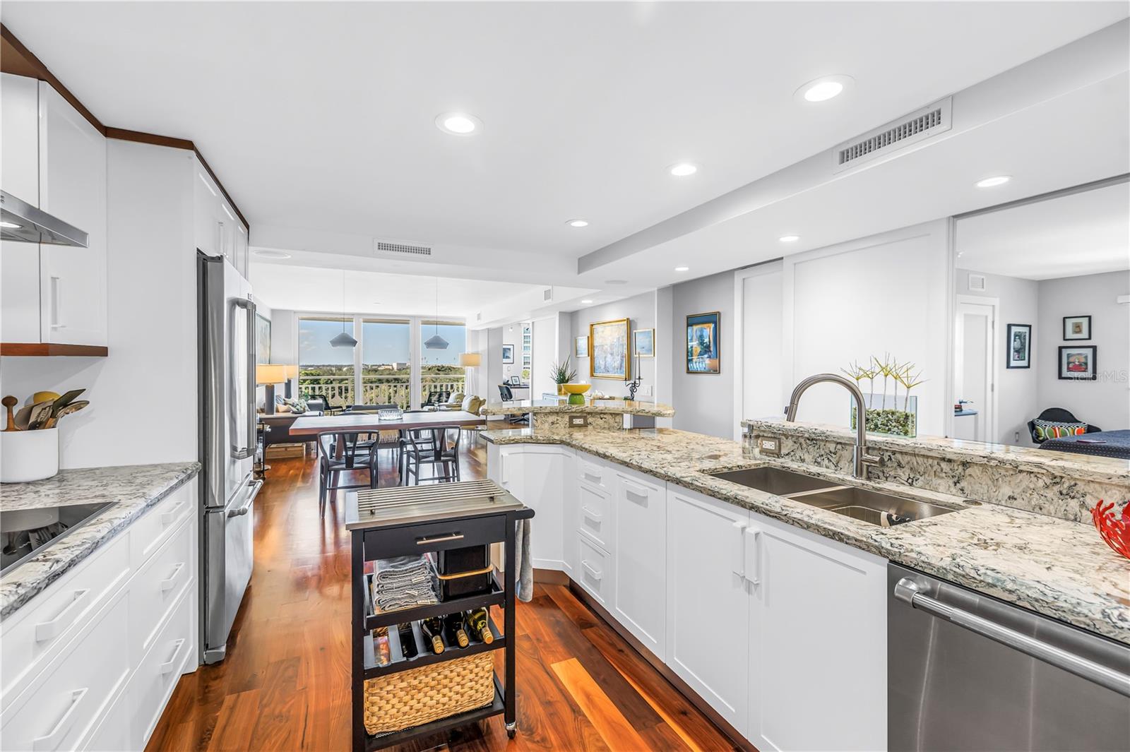 HARBOUR HILL CONDO - Residential