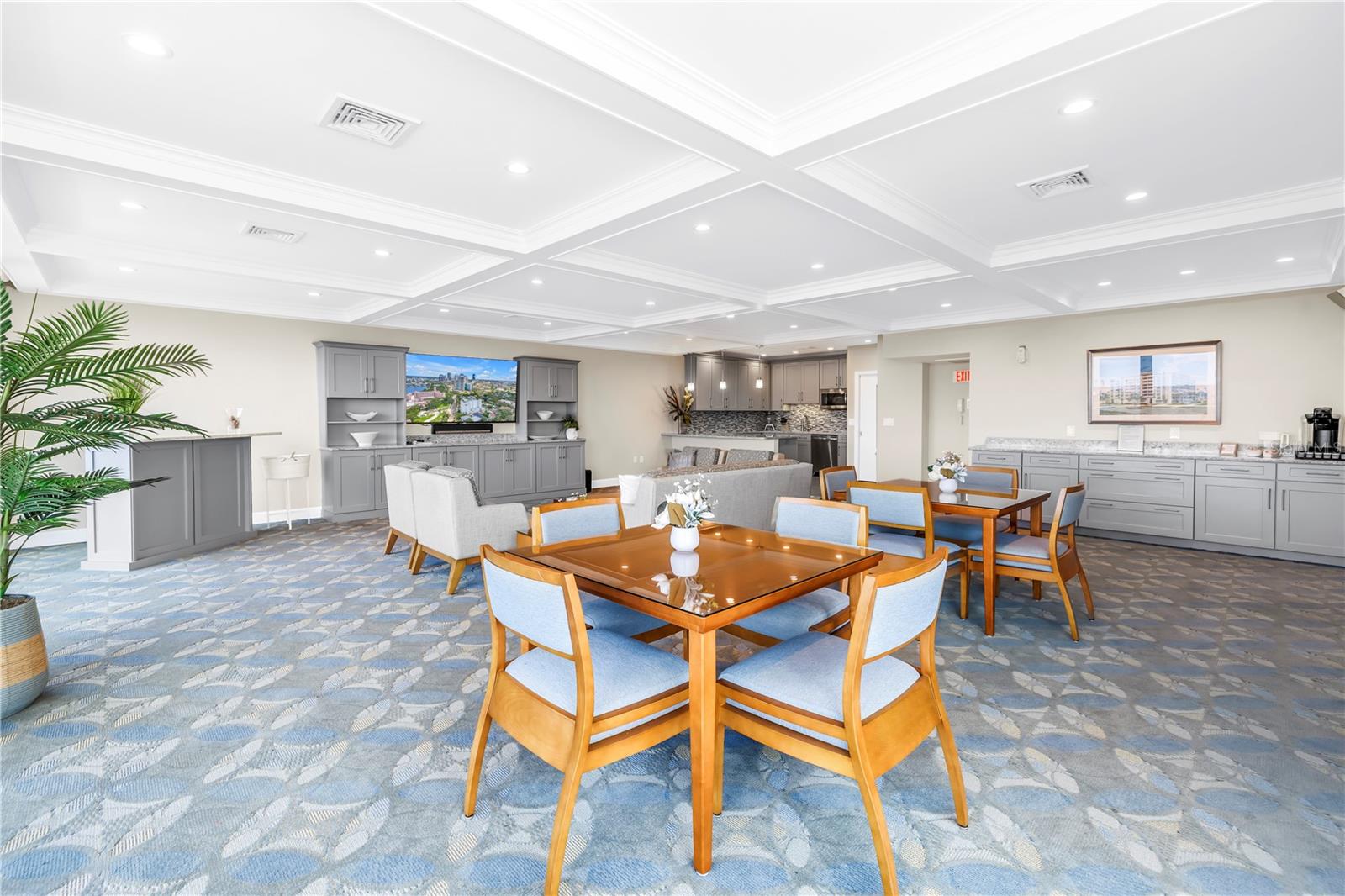 HARBOUR HILL CONDO - Residential