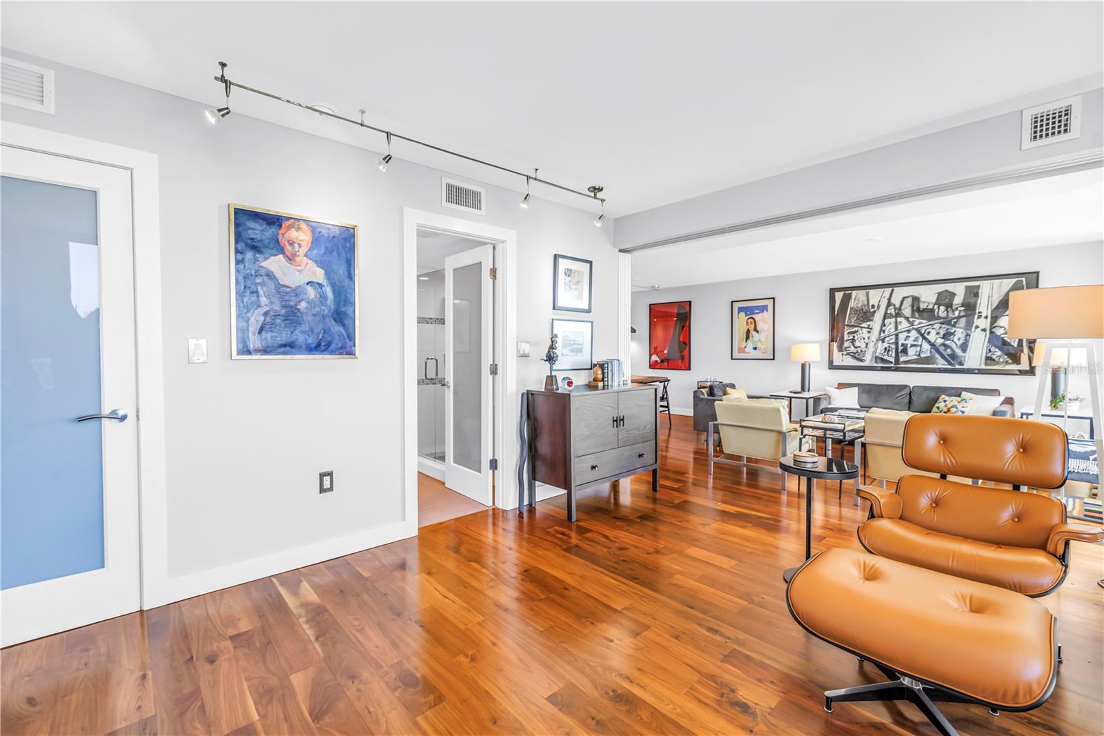 HARBOUR HILL CONDO - Residential