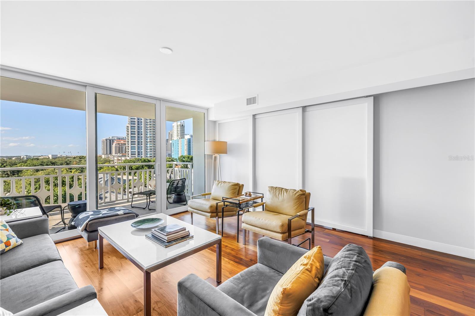 HARBOUR HILL CONDO - Residential