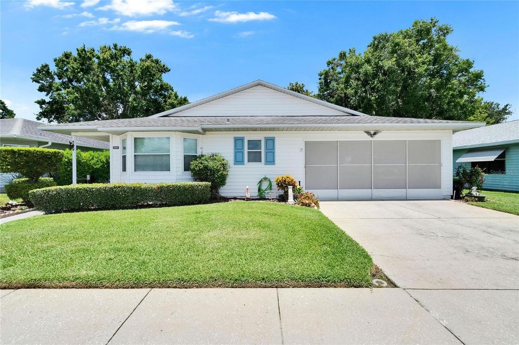 Photo of 3154 Prairie Dunes Circle W, Lakeland, FL 33810 (MLS # B4901969)