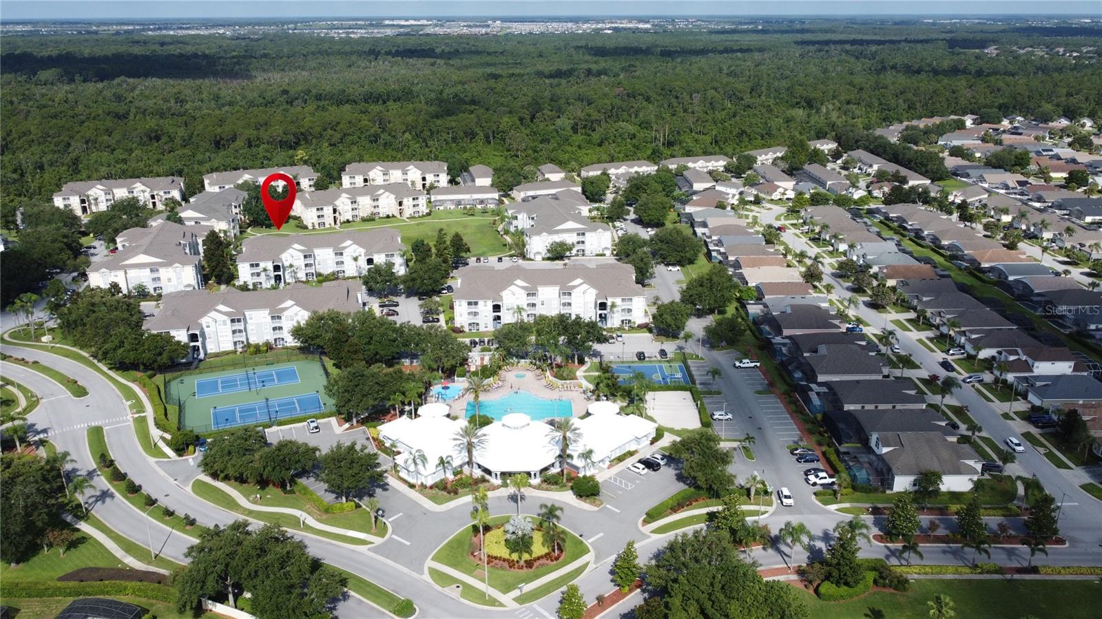 WYNDHAM PALMS CONDO PH 4 - Residential