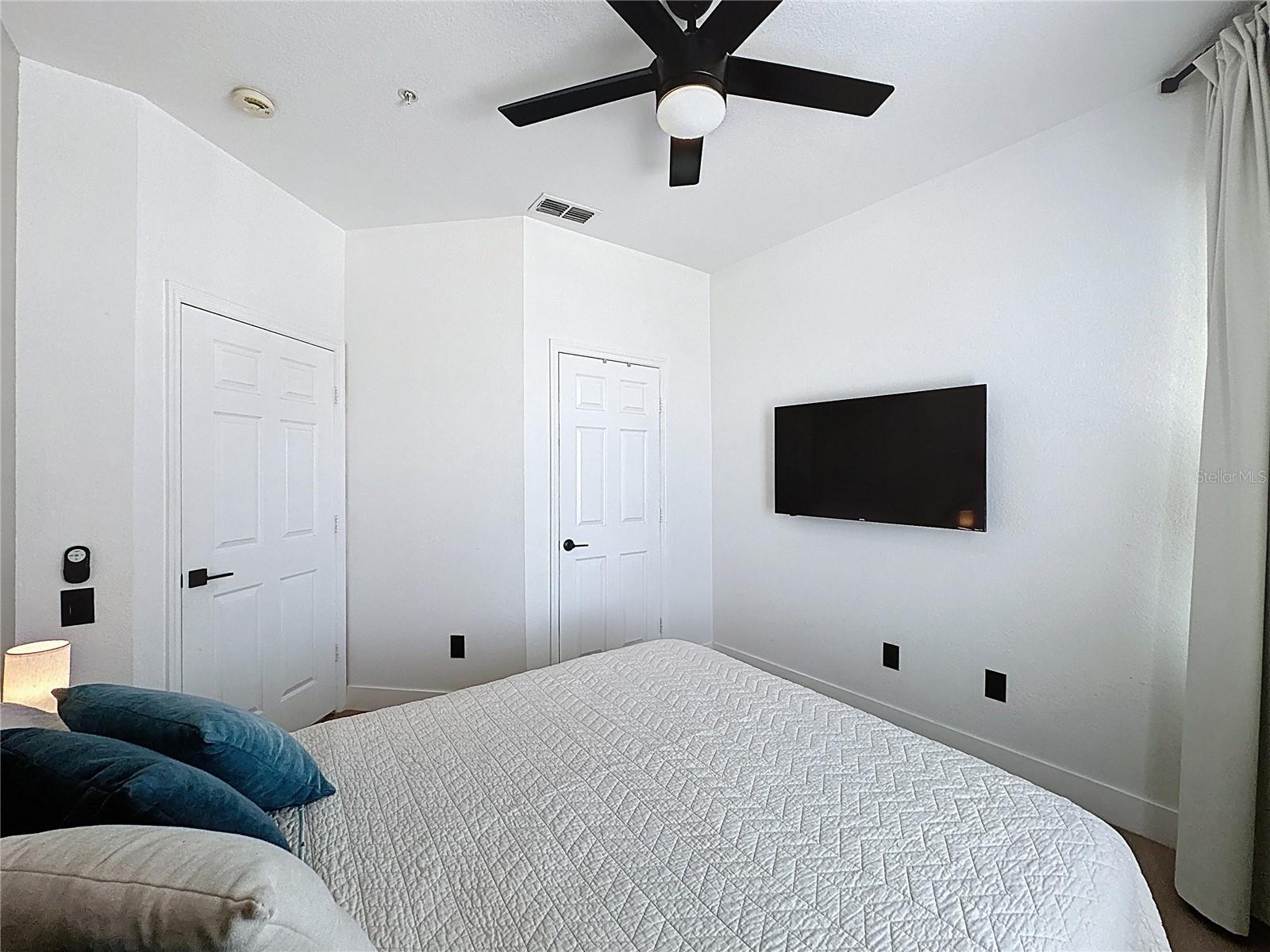 WYNDHAM PALMS CONDO PH 4 - Residential