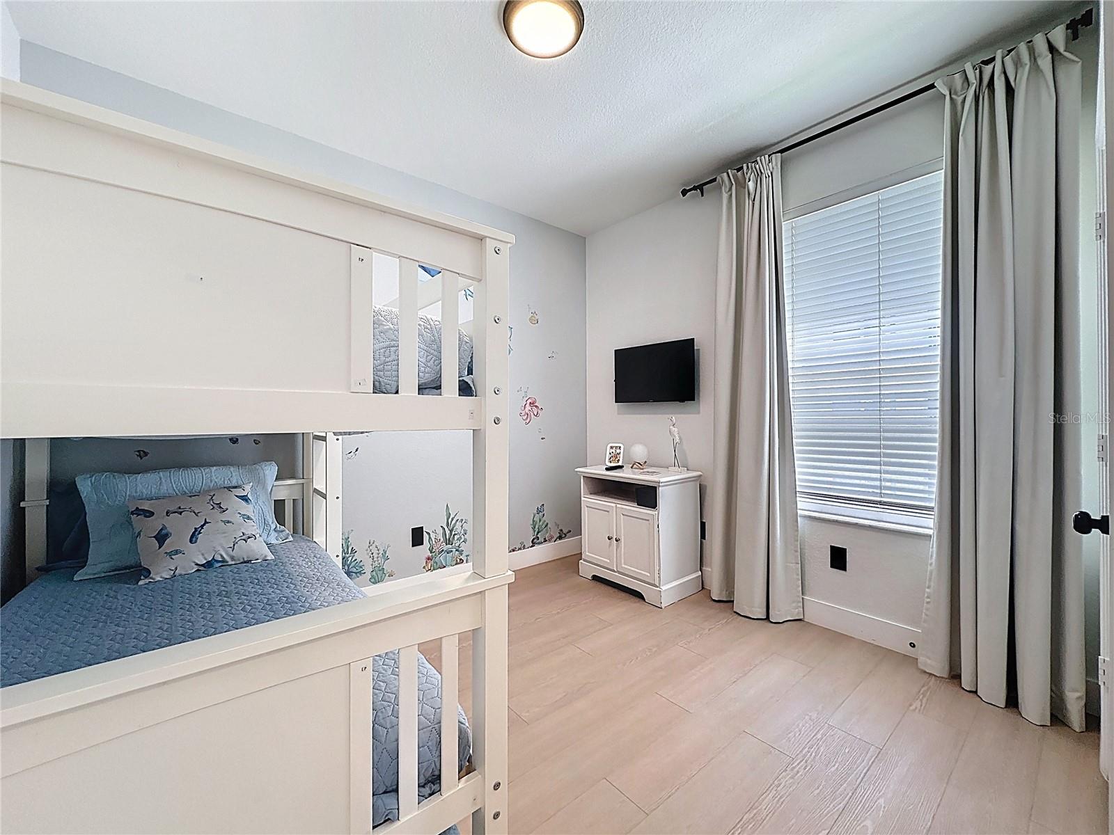 WYNDHAM PALMS CONDO PH 4 - Residential