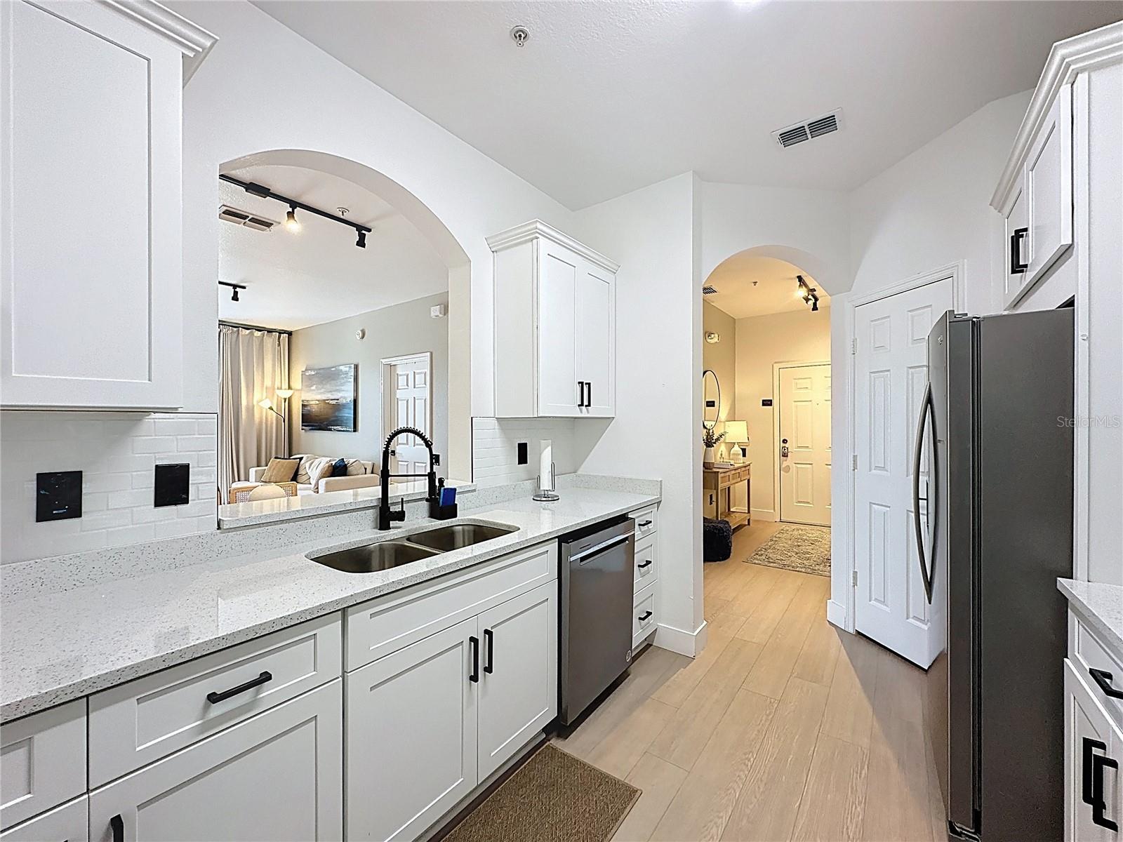 WYNDHAM PALMS CONDO PH 4 - Residential