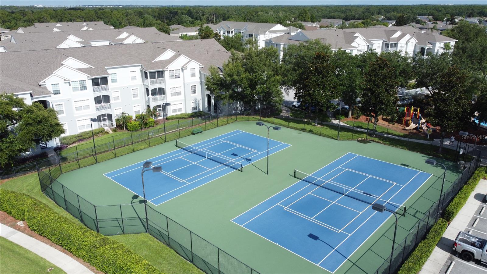 WYNDHAM PALMS CONDO PH 4 - Residential