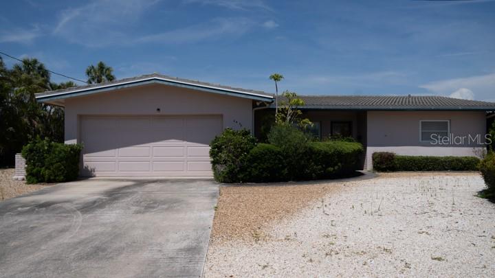 6405 2ND PALM POINT
