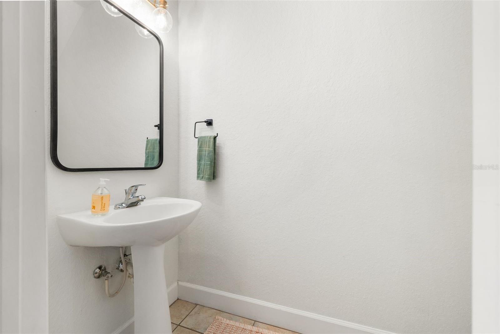 GRANTWOOD CONDO PH III - Residential