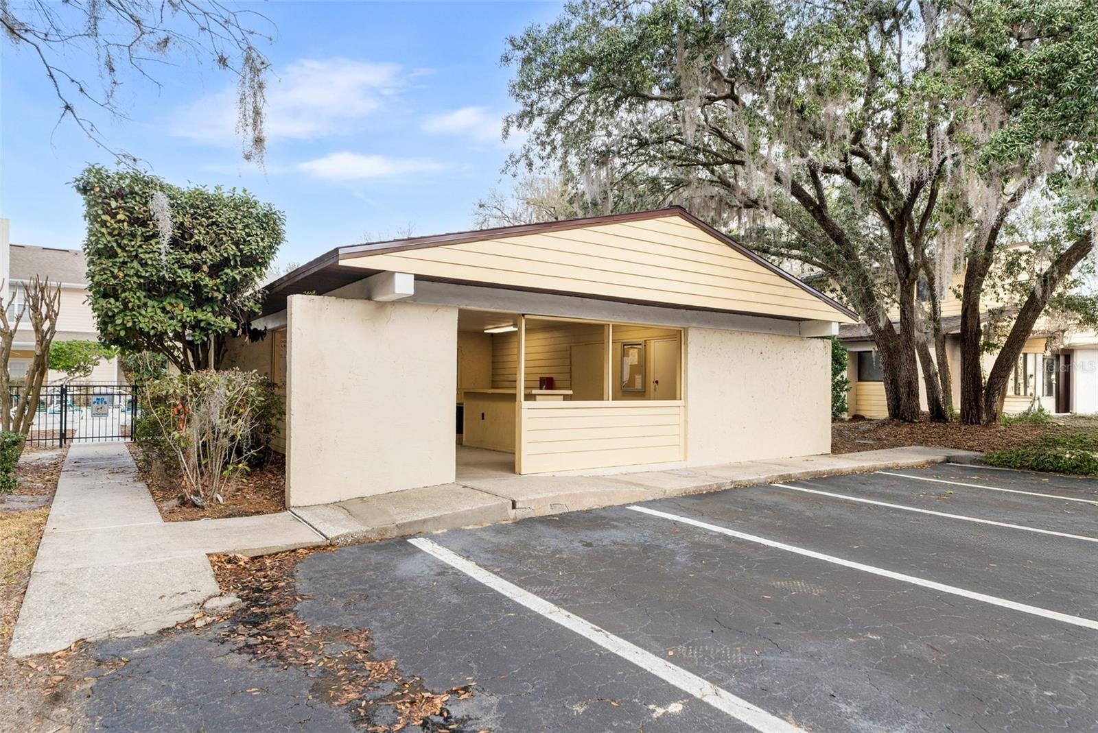 GRANTWOOD CONDO PH III - Residential