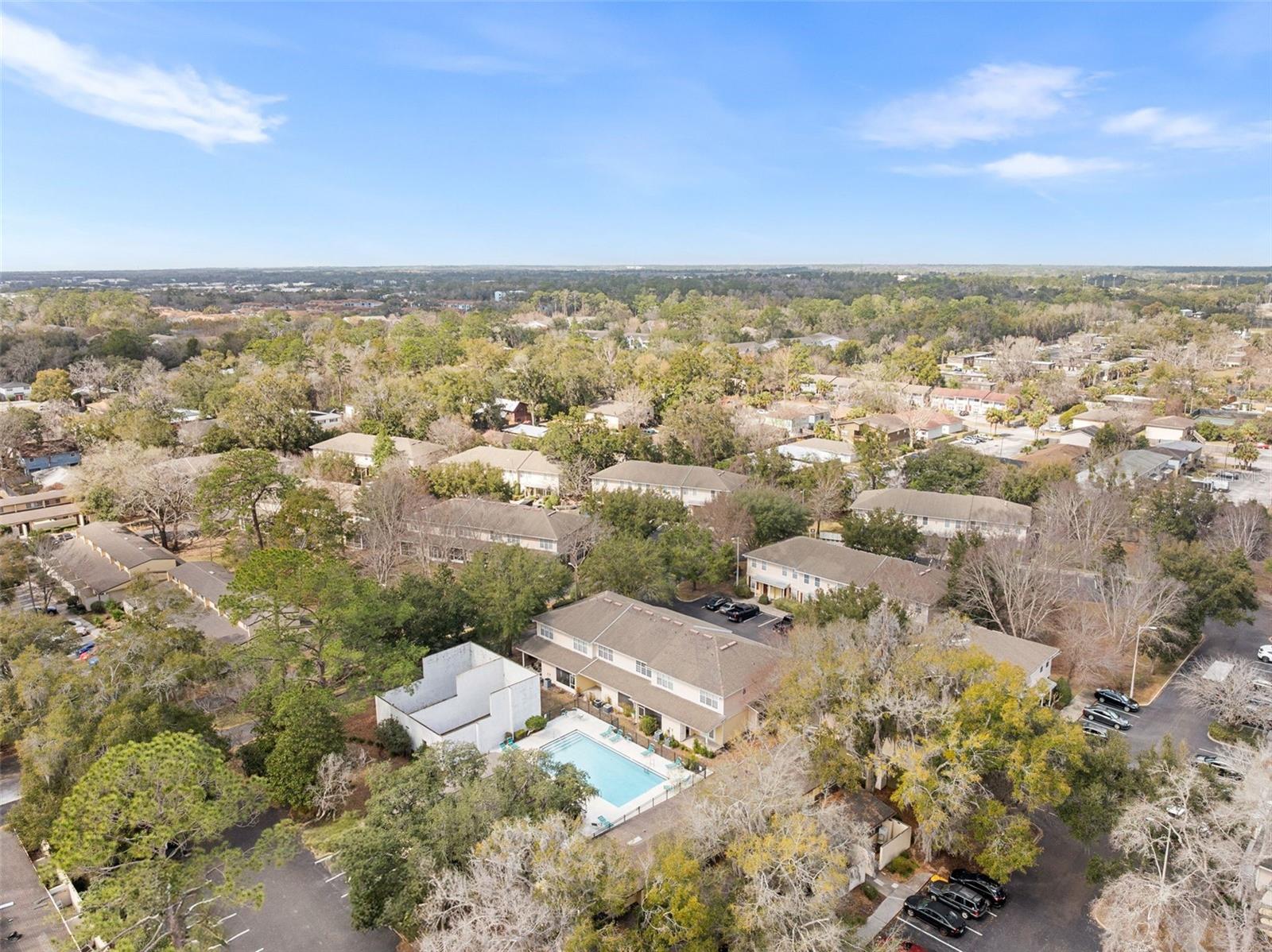 GRANTWOOD CONDO PH III - Residential