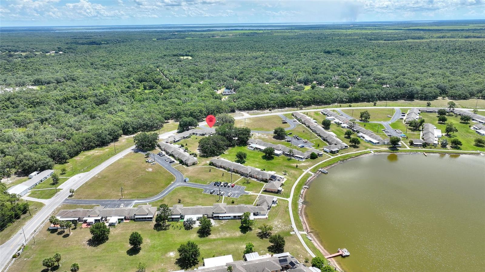 LAKESHORE CLUB - Residential