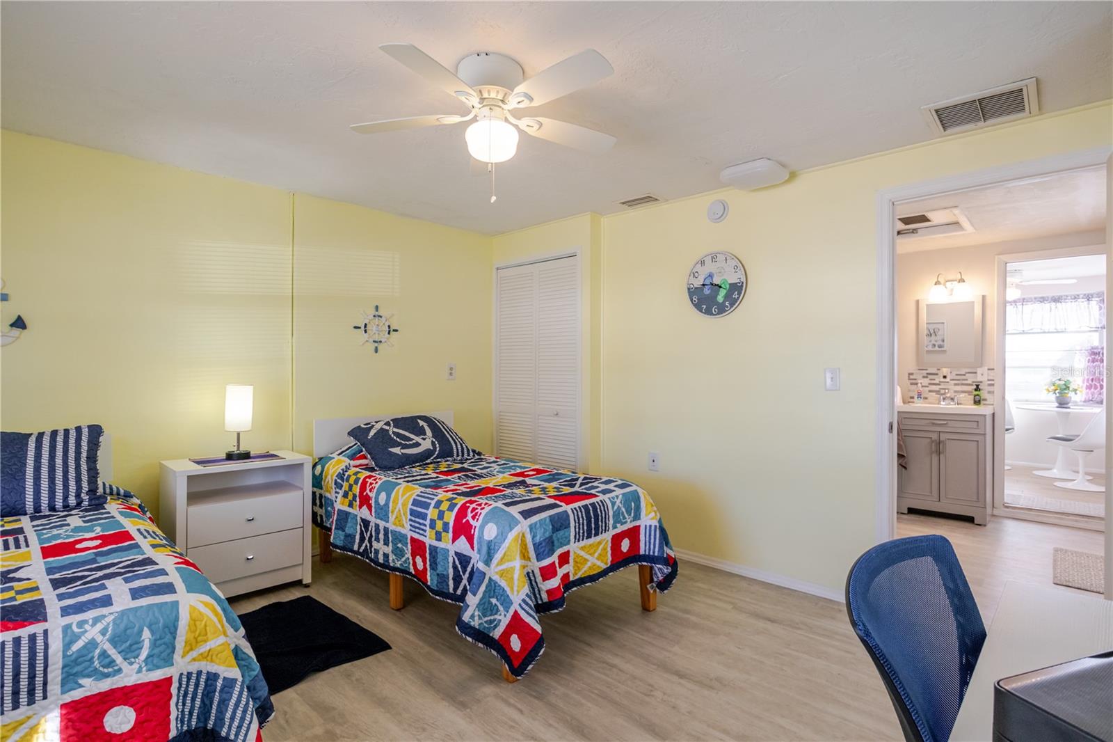 FOREST HILLS - Residential