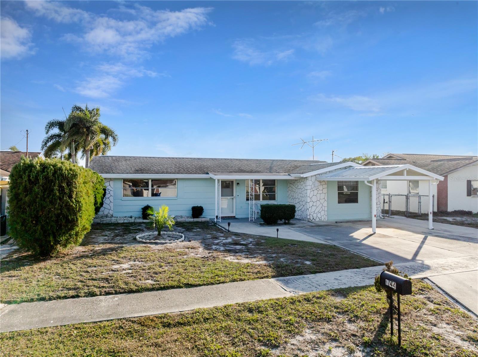 FOREST HILLS - Residential