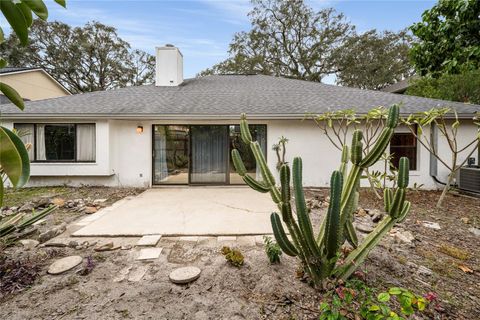 A home in LAKE MARY