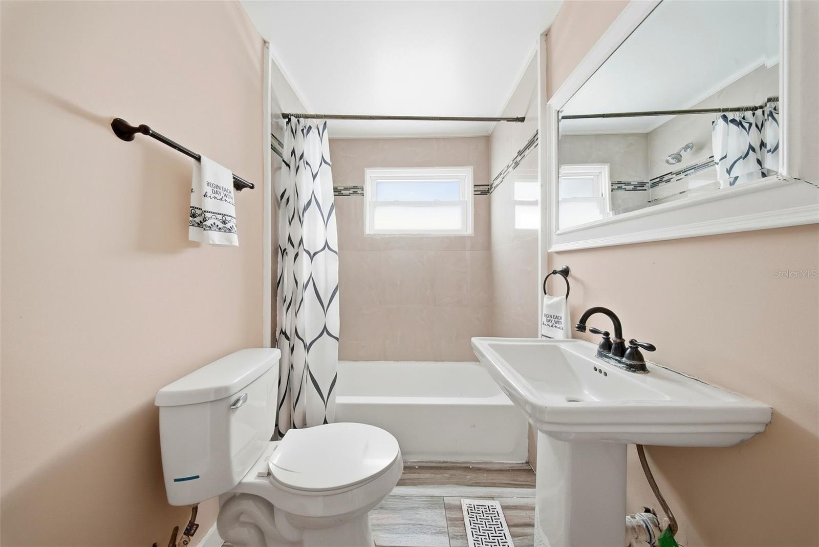 OWENS SUB FIRST ADD - Residential