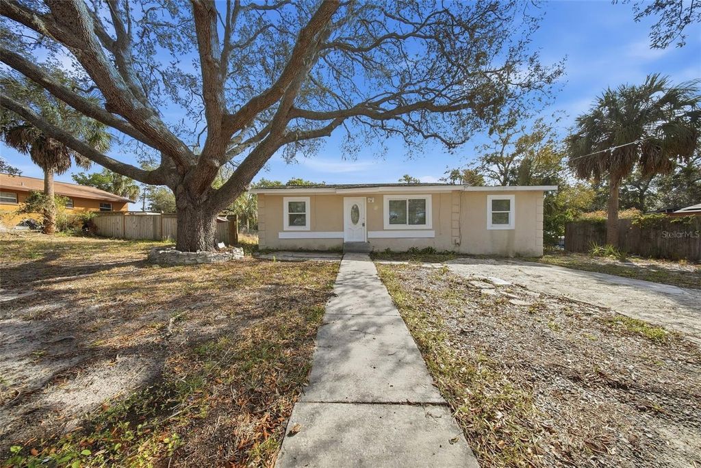Photo of 514 E Morgan Street, Tarpon Springs, FL 34689 (MLS # TB8476416)