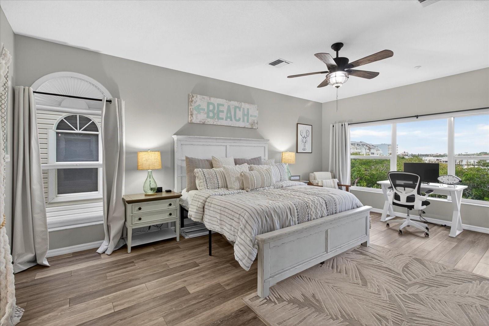 MARINERS POINTE OF INDIAN SHORES CONDO - Residential