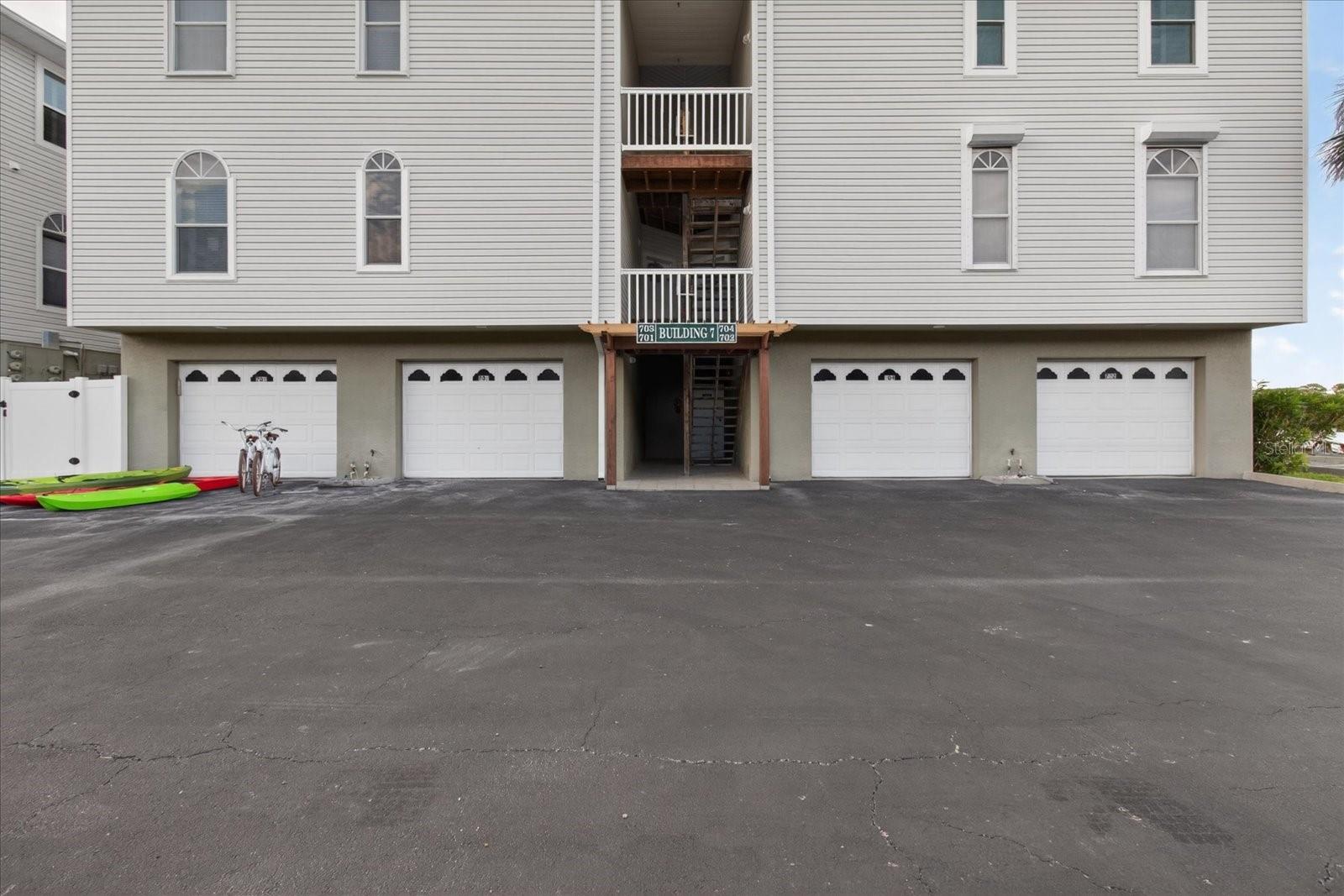 MARINERS POINTE OF INDIAN SHORES CONDO - Residential