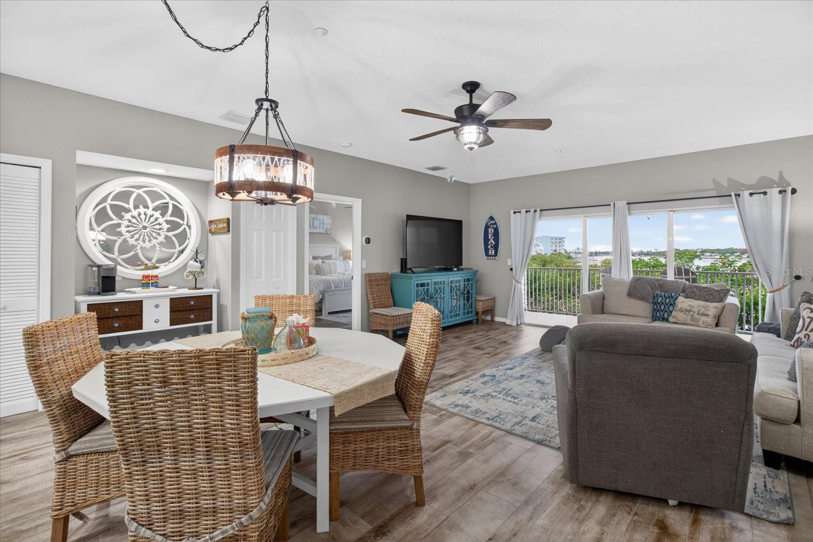 MARINERS POINTE OF INDIAN SHORES CONDO - Residential