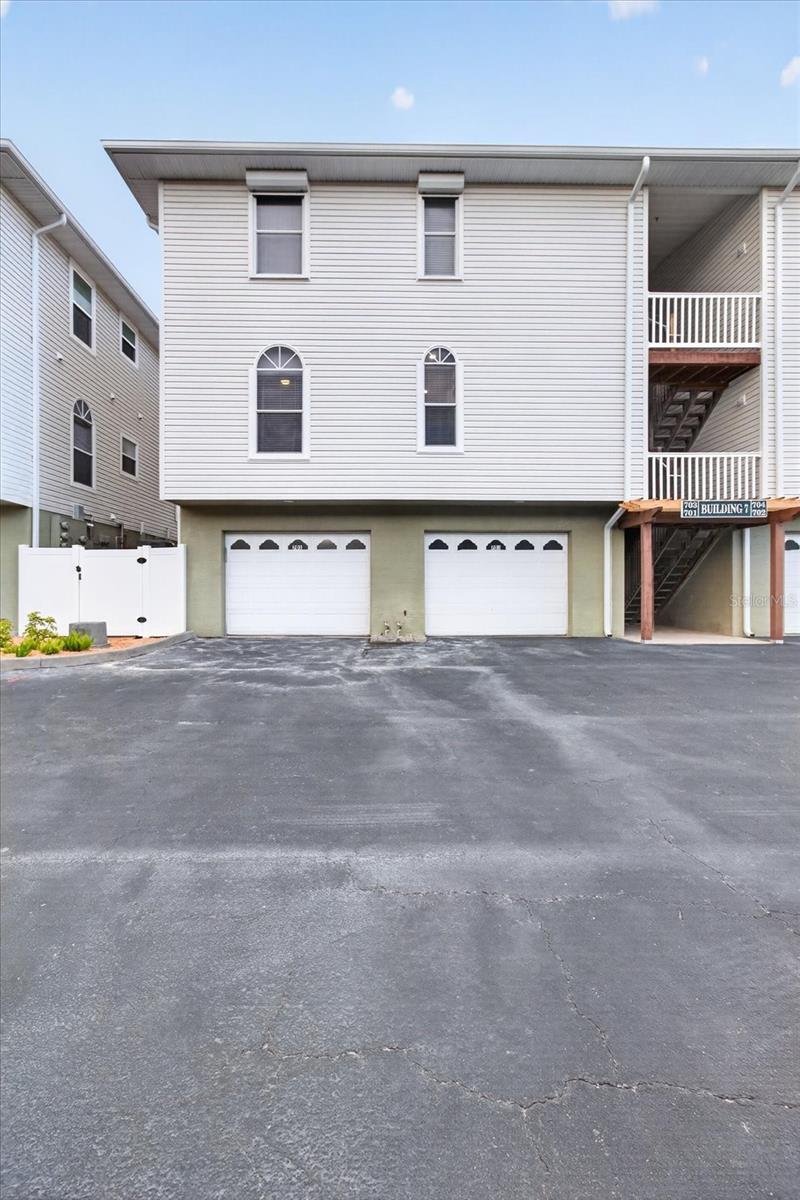 MARINERS POINTE OF INDIAN SHORES CONDO - Residential