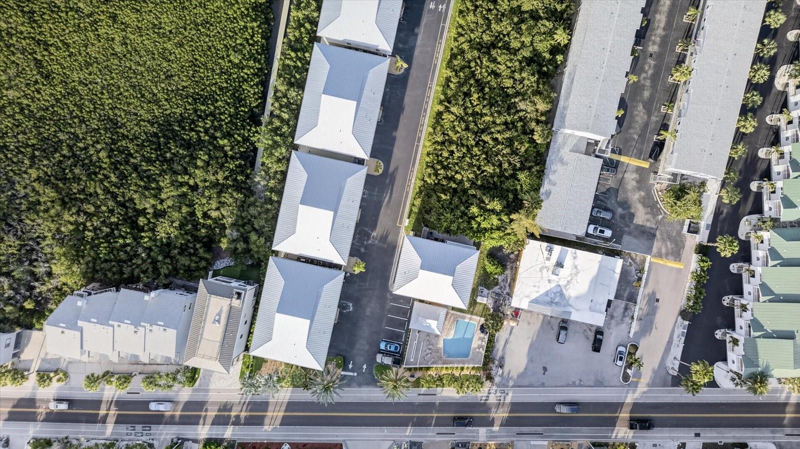 MARINERS POINTE OF INDIAN SHORES CONDO - Residential