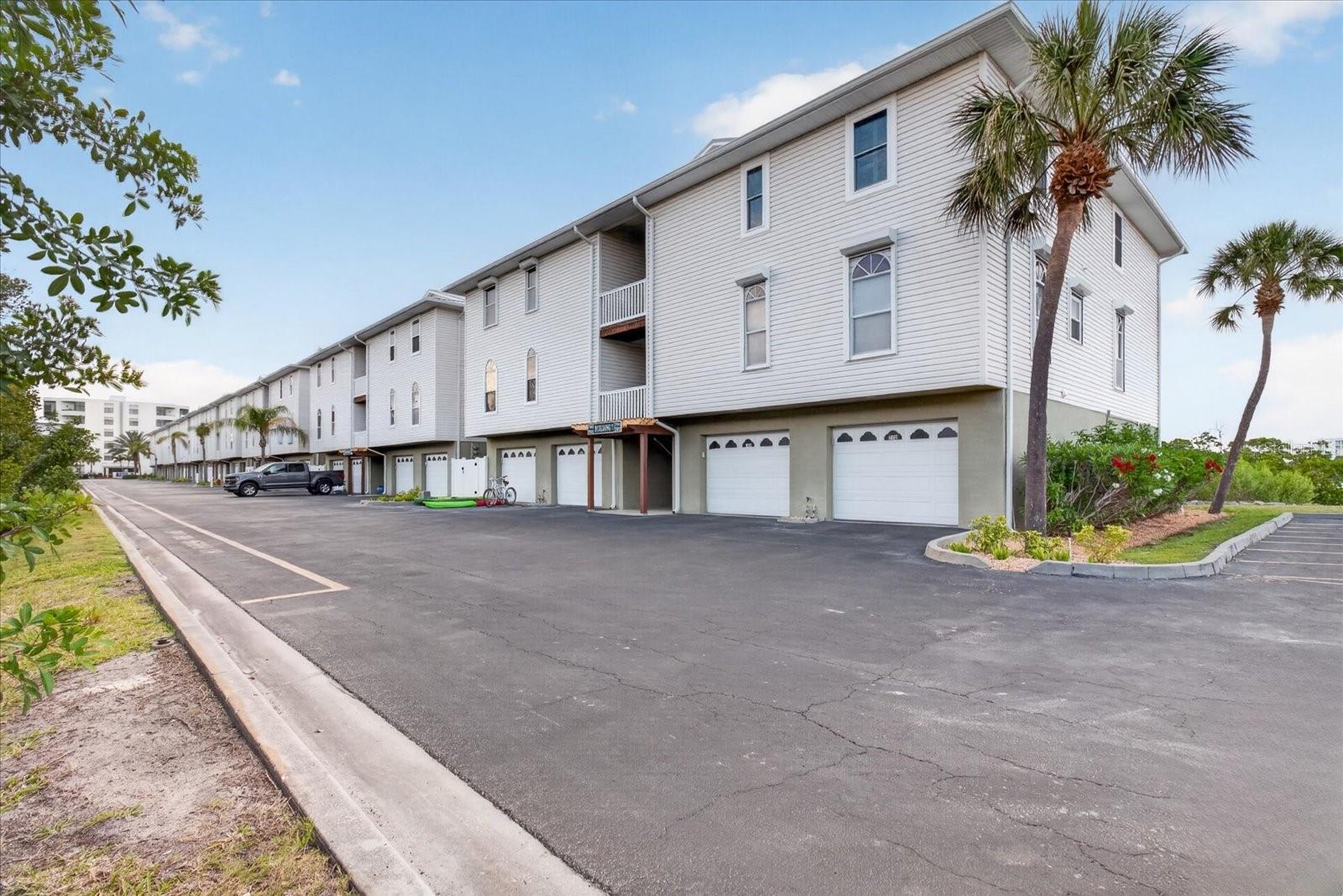 MARINERS POINTE OF INDIAN SHORES CONDO - Residential
