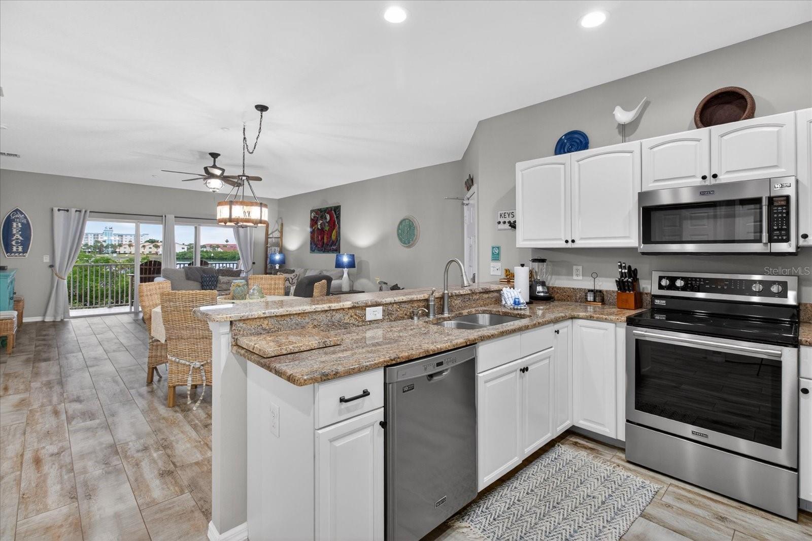 MARINERS POINTE OF INDIAN SHORES CONDO - Residential