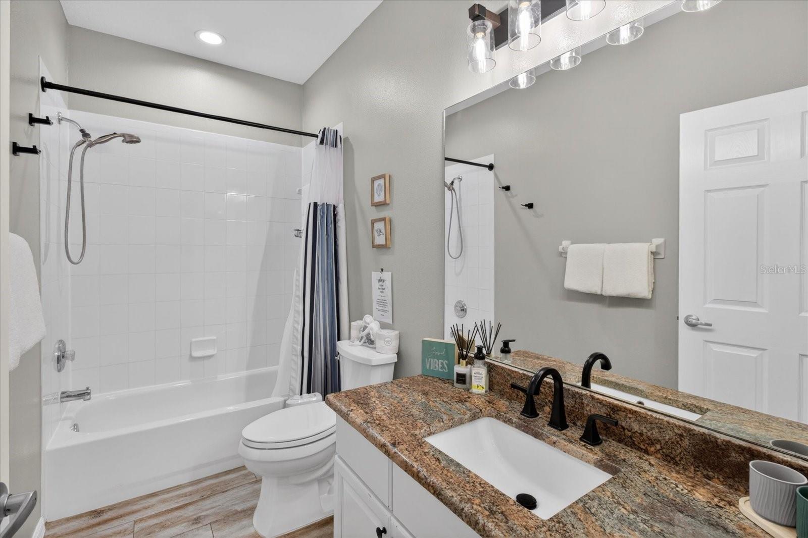 MARINERS POINTE OF INDIAN SHORES CONDO - Residential