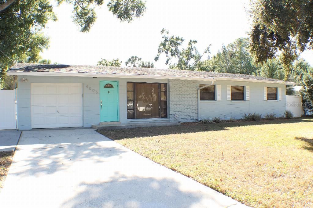 Photo of 4006 W Wisconsin Avenue, Tampa, FL 33616 (MLS # TB8452520)