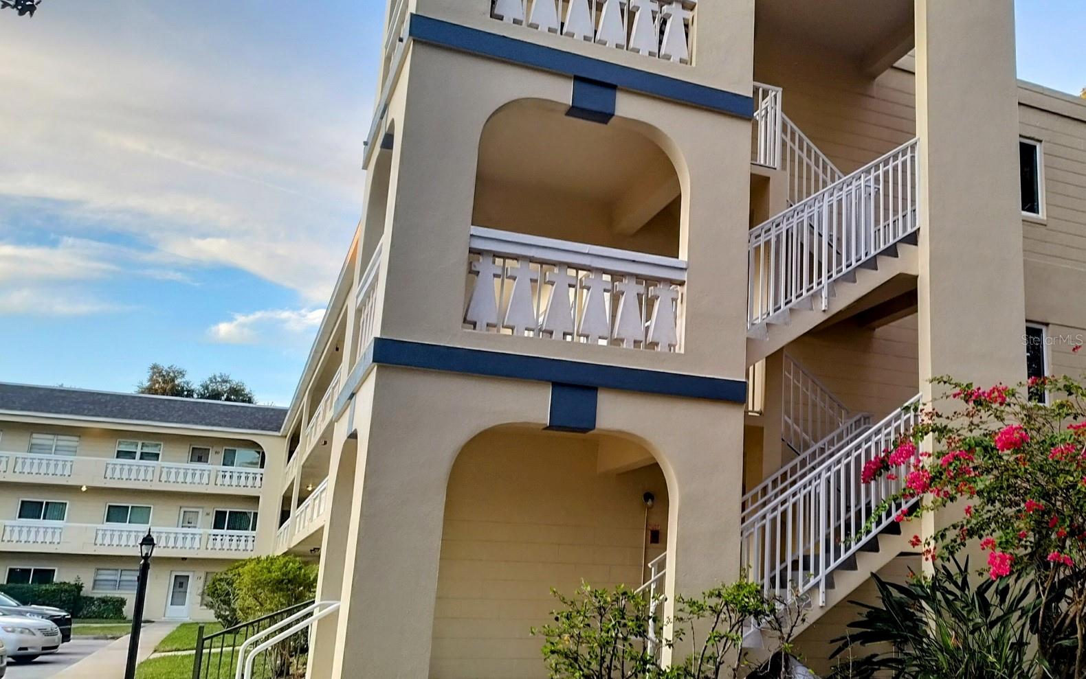 2256 SPANISH DRIVE 42